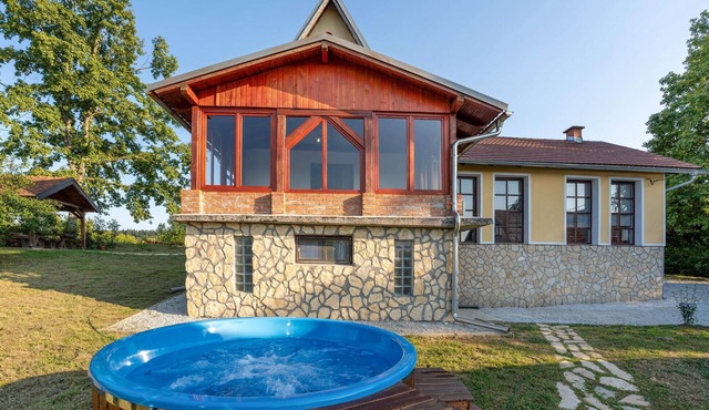3 bedroom lovely home in Krivaja Vojnicka
