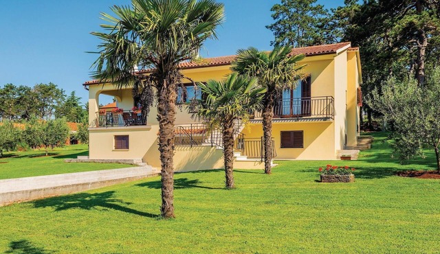 3 bedroom lovely apartment in Nedescina