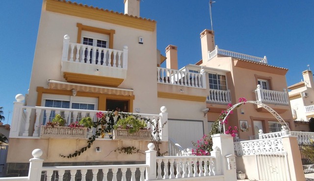 3 bedroom lovely home in Orihuela Costa