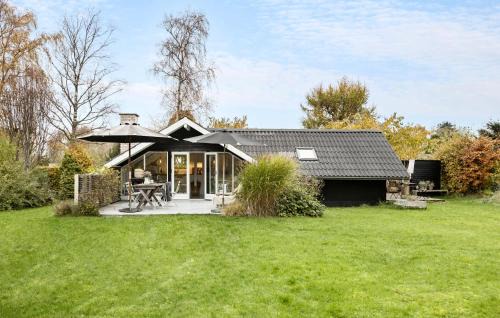 3 Bedroom Lovely Home In Tisvildeleje