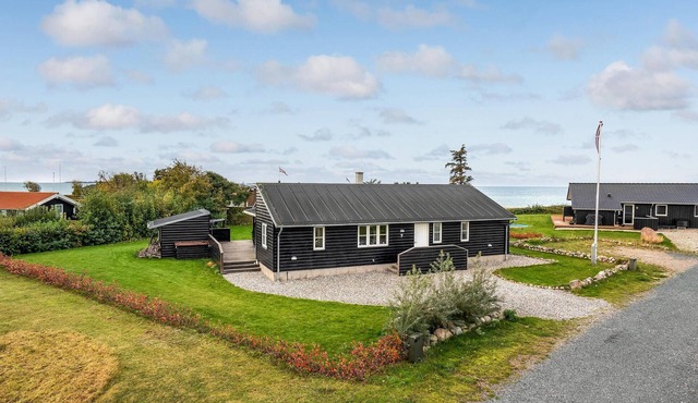 3 bedroom lovely home in Lundby
