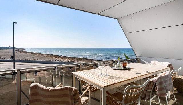 3 bedroom luxurious apartment in Karrebæksminde