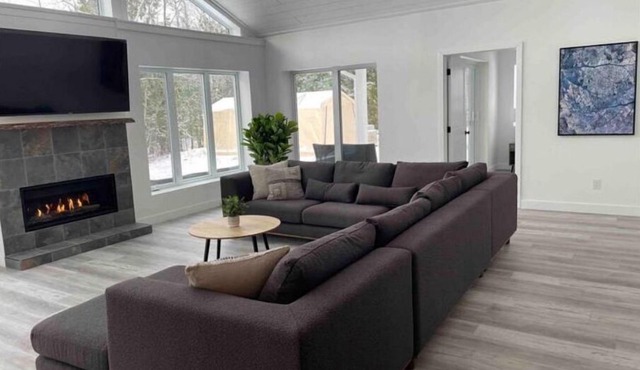 3-Bedroom Luxury Beach Housen