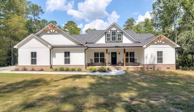 3 Bedroom Masters Rental. Located 12 miles from Augusta National