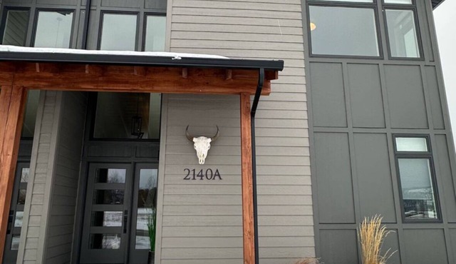 3-bedroom Missoula Townhome with incredible Mountain Views