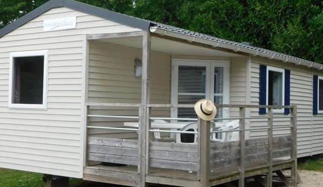 3-bedroom mobile home with terrace in Guégon