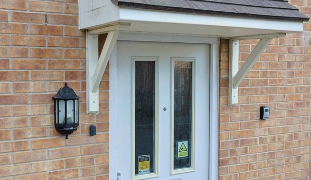 3 Bedroom Modern Home in Manchester near Etihad Stadium & CO OP Live