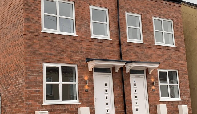 3 Bedroom New House with WiFi