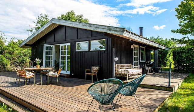 3 bedroom nice home in Dronningmølle