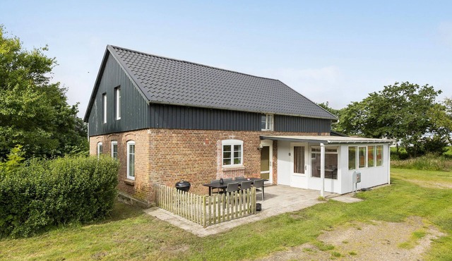 3 bedroom nice home in Skærbæk