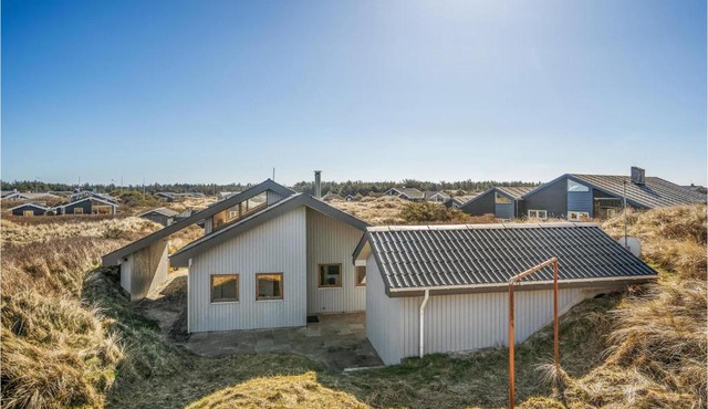 3 Bedroom Nice Home In Løkken