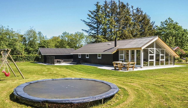 3 bedroom nice home in Oksbøl