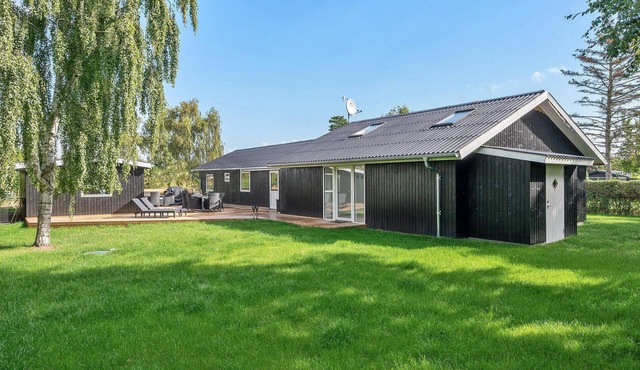 3 bedroom nice home in Rødby