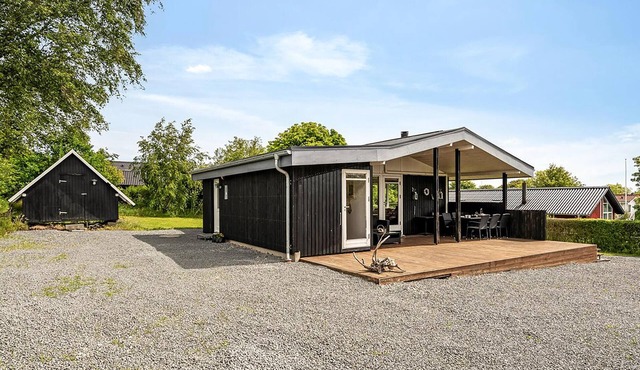 3 bedroom nice home in Roslev