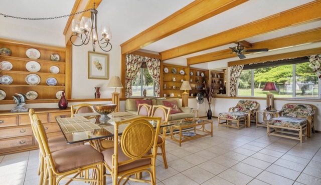 3 Bedroom Ocean View Home for 8 - Hale Kamaoa