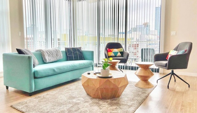 3 Bedroom Penthouse in Downtown!
