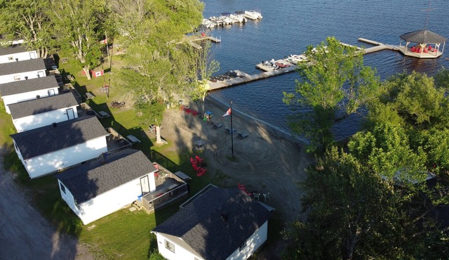 3 Bedroom Pet Friendly Cottage