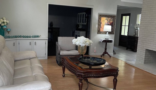 3-bedroom Pet-Friendly Home Near River & Casinos