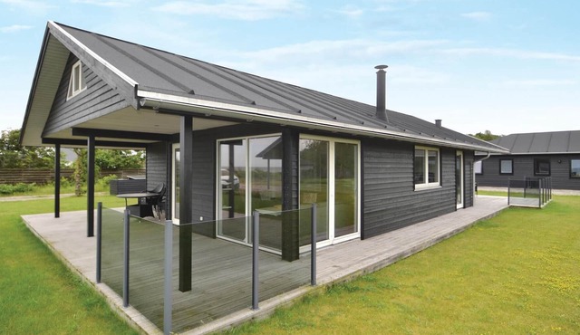 3 bedroom pet friendly home in Glesborg