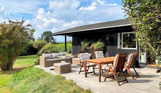 3 bedroom pet friendly home in ølsted