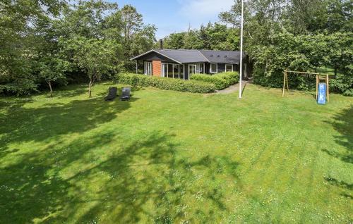 3 Bedroom Pet Friendly Home In Højslev