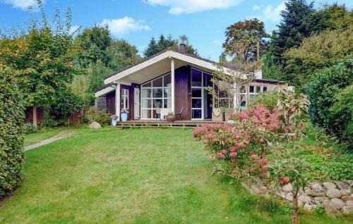 3 Bedroom Pet Friendly Home In Bryrup