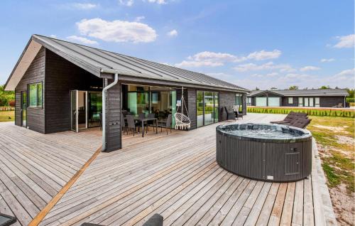 3 Bedroom Pet Friendly Home In Sæby