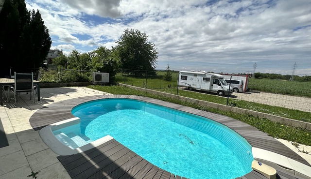 3 Bedroom Private vacation home in Lingolsheim