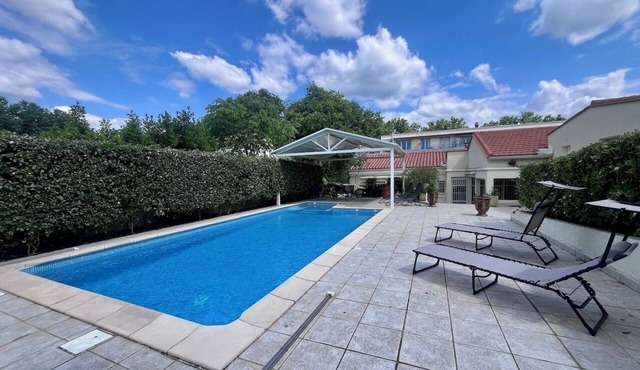 3 bedroom private vacation home in montpellier