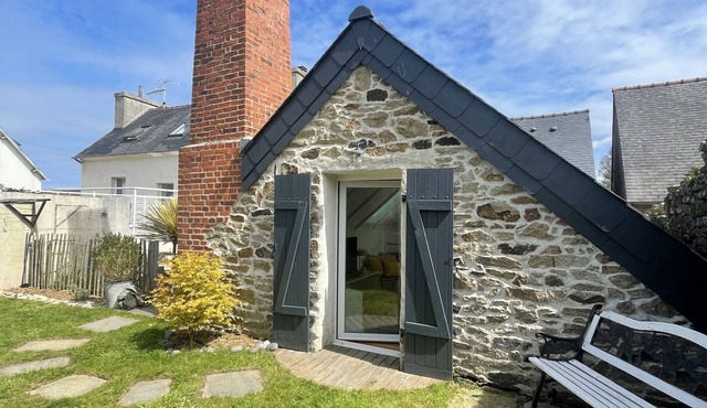 3 Bedroom Private vacation home in Saint-Renan