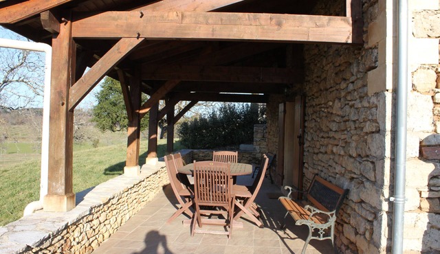 3 Bedroom Private vacation home in Meyrals