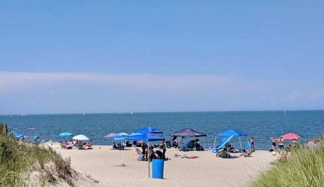 3 bedroom ranch in enjoyable Lewes 20 minutes to beach & historic district.