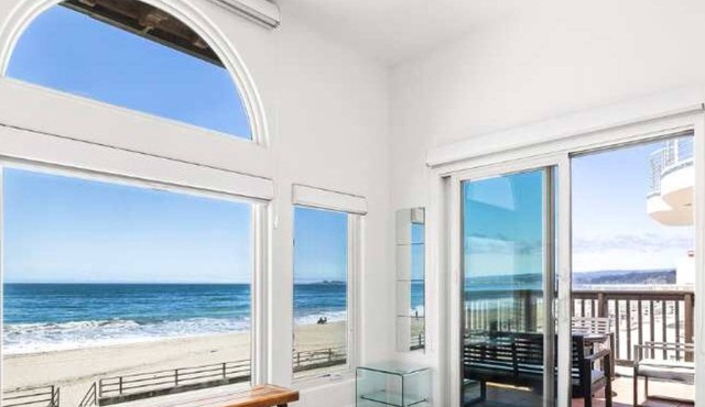 3 Bedroom Rio Del Mar Home - Steps to Beach!