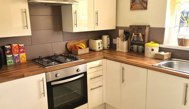 3 Bedroom Serviced Accommodation in Newport