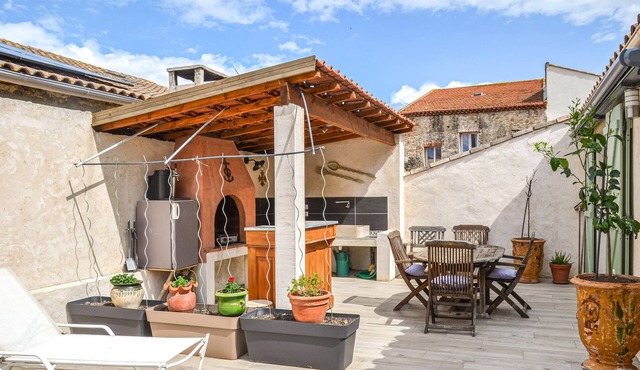 3 bedroom stunning home in Colombiers