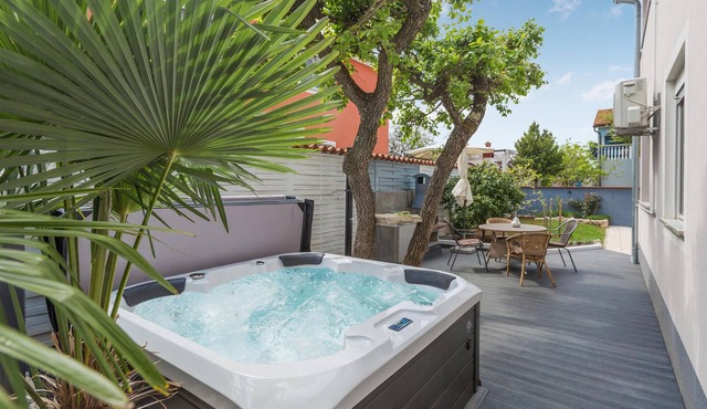 3 bedroom stunning home in Barbariga