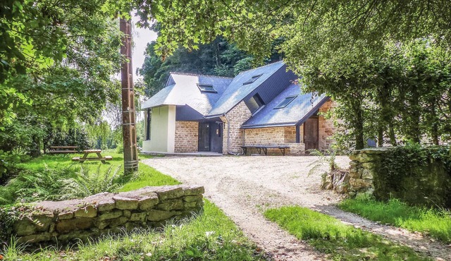 3 bedroom stunning home in Bannalec