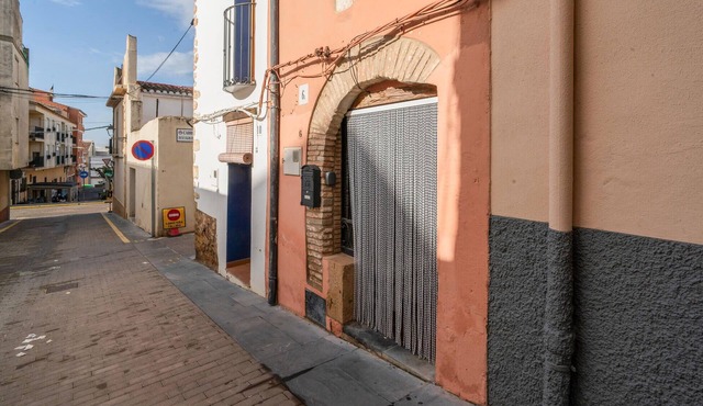 3 bedroom stunning home in Cabanes