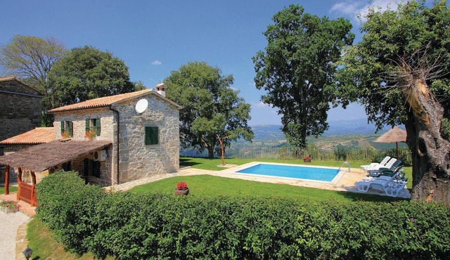 3 bedroom stunning home in Frki