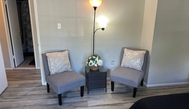 3-bedroom townhome in delightful Germantown with AC without basement