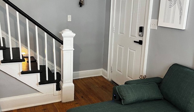 3-bedroom townhome in charming Petersburg with AC, WiFi Near the new Live Casino