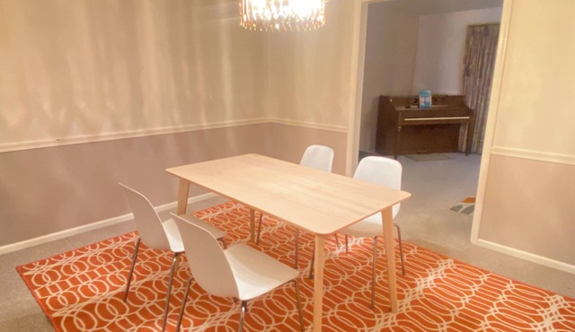 3-bedroom townhome in Allentown near Dorney Park with AC comfort