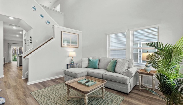 3-bedroom townhome in amazing Calabash next to Meadowlands Golf Course & Beach