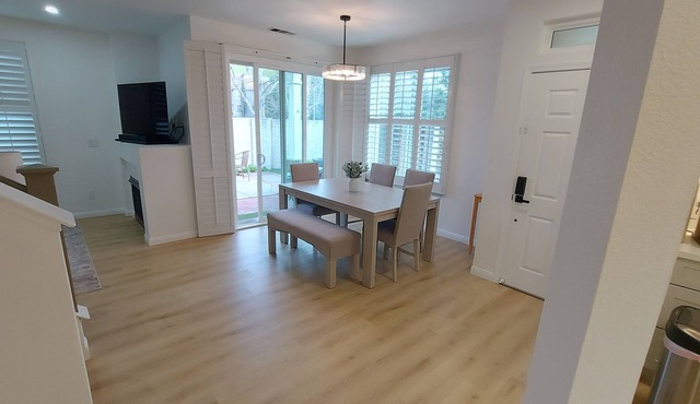 3-bedroom Townhome in South San Jose neighborhood near Communications Hill