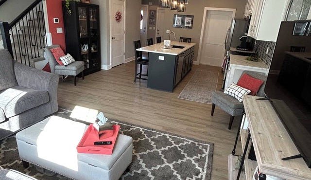 3-bedroom townhome in welcoming Olathe just waiting for World Cup travelers.