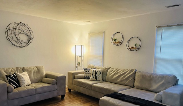 3-bedroom Townhome near Historic Waterfront in Portsmouth