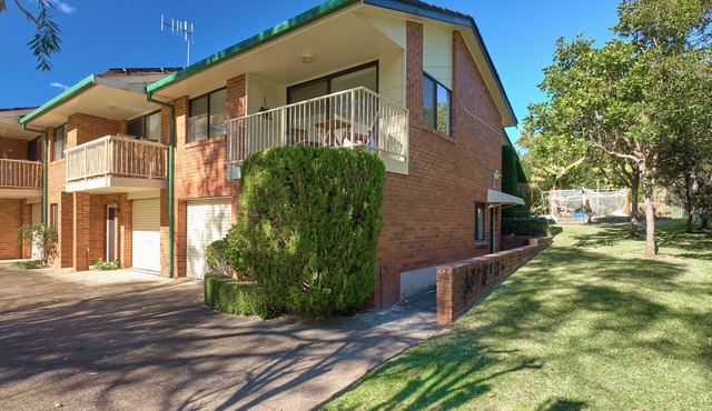 3 bedroom townhouse with Ocean breeze