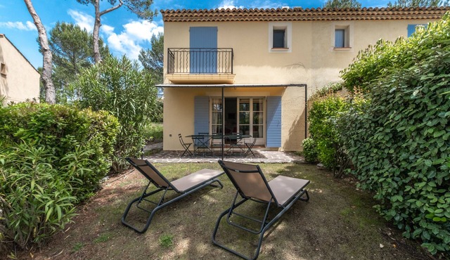 3 BEDROOM TOWNHOUSE WITH GARDEN (N°418)