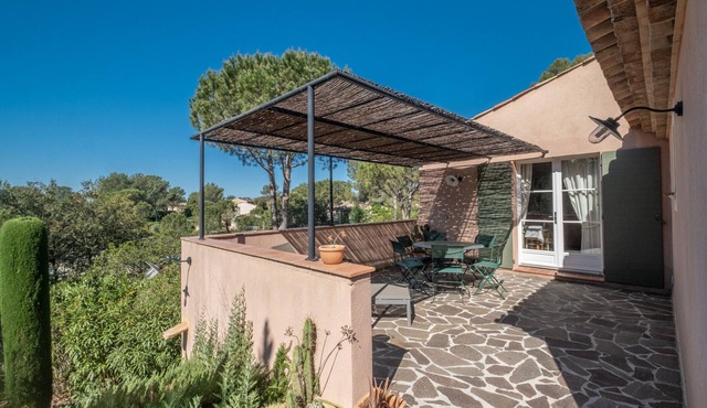 3-BEDROOM TOWNHOUSE WITH GARDEN (N°411)