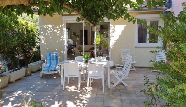 3 bedroom villa in the center of Saint Mandrier village
